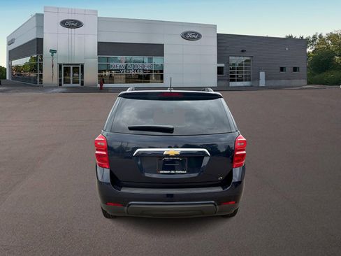 Used 2017 Chevrolet Equinox LT FWD image 9