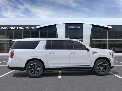 New 2026 GMC Yukon XL Elevation image 5