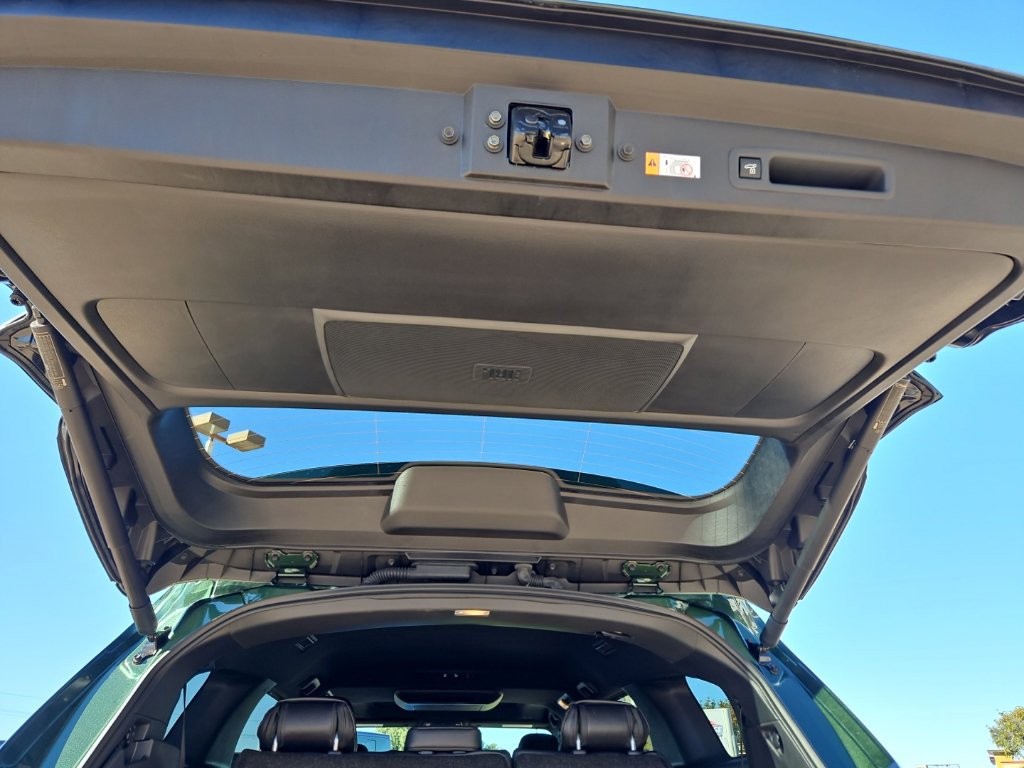 Used 2025 Toyota Sienna XLE Woodland Edition AWD/4WD image 12