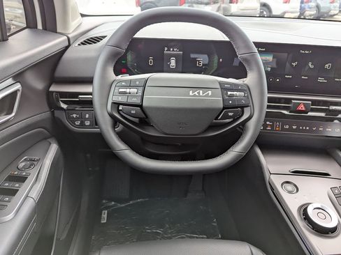 New 2026 Kia Sportage EX AWD/4WD image 14