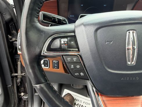 Used 2023 Lincoln Navigator L Reserve AWD/4WD image 26