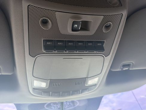 Used 2017 Ford F250 Lariat w/ Chrome Package image 29