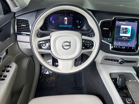 Used 2023 Volvo XC90 B5 Plus w/ Protection Package Premier AWD/4WD image 29