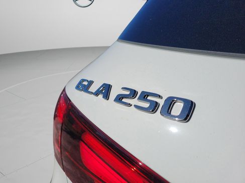Certified 2026 Mercedes-Benz GLA 250 image 28