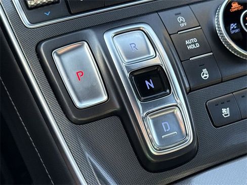 Used 2022 Hyundai Santa Fe Calligraphy image 16
