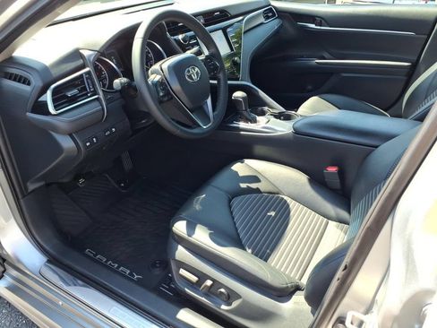 Used 2018 Toyota Camry SE w/ Protection Package (Q2) FWD image 13