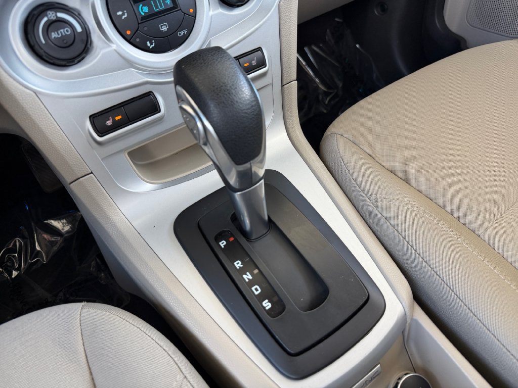 Used 2018 Ford Fiesta SE w/ Cold Weather Package FWD image 26