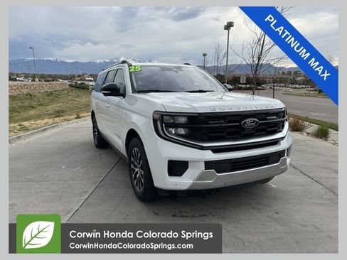Used 2025 Ford Expedition Max Platinum AWD/4WD image 1