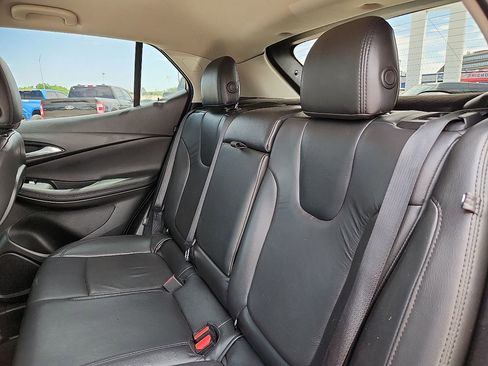 Used 2021 Buick Encore GX Select w/ Sport Touring Package FWD image 5