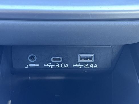 Used 2024 Subaru Legacy Premium image 7