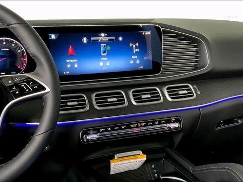 New 2025 Mercedes-Benz GLE 350 4MATIC image 9