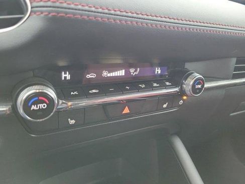 Used 2025 MAZDA MAZDA3 s image 27