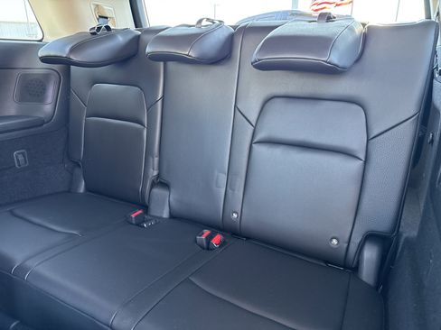 Used 2023 Nissan Pathfinder SL w/ SL Premium Package image 32