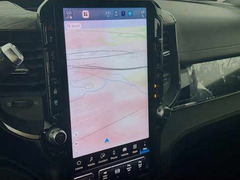 New 2025 RAM 2500 Limited w/ Towing Technology Group image 15