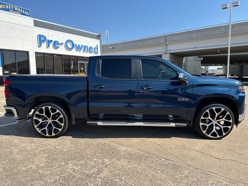 Used 2020 Chevrolet Silverado 1500 LT w/ Texas Edition RWD image 2