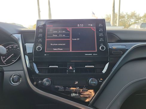 Used 2024 Toyota Camry SE w/ Cold Weather Package image 26