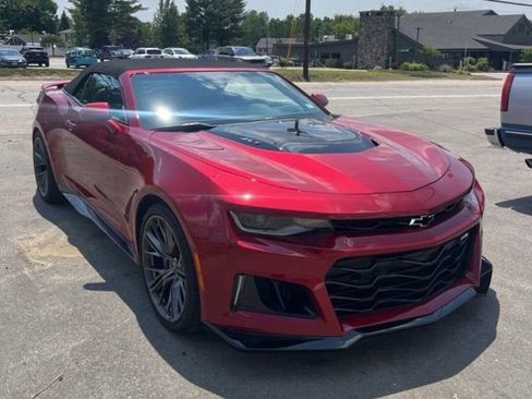 Used 2024 Chevrolet Camaro ZL1 RWD image 4
