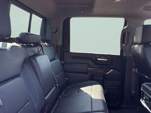 Used 2020 GMC Sierra 3500 SLT w/ Technology Package AWD/4WD image 18