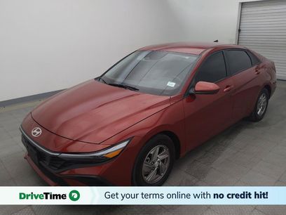 Used 2025 Hyundai Elantra SE