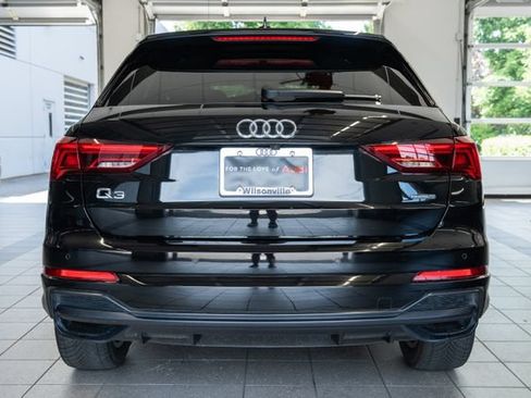 Used 2020 Audi Q3 2.0T Premium Plus w/ Premium Plus Package AWD/4WD image 5