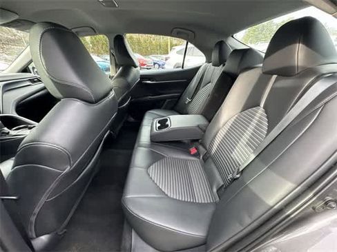 Used 2024 Toyota Camry SE image 17