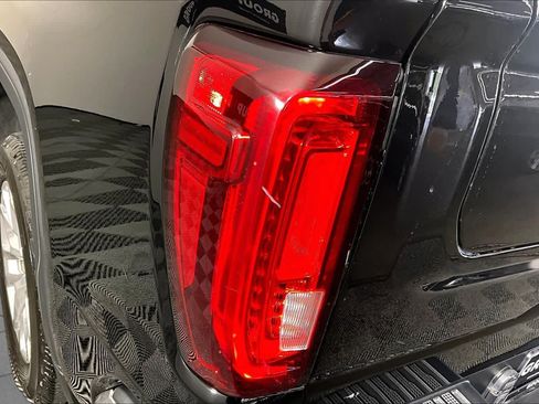 Used 2022 GMC Sierra 1500 SLT AWD/4WD image 28