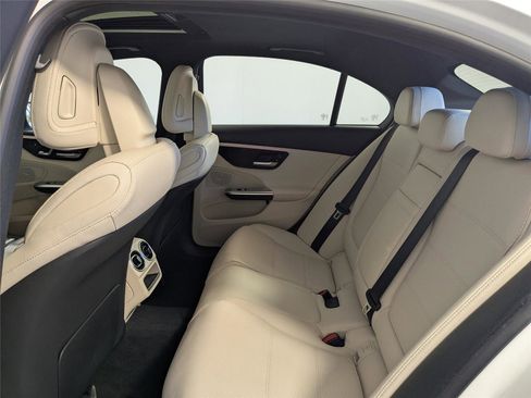 Used 2023 Mercedes-Benz C 300 Sedan image 29