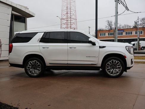 Certified 2024 GMC Yukon Denali Ultimate image 9