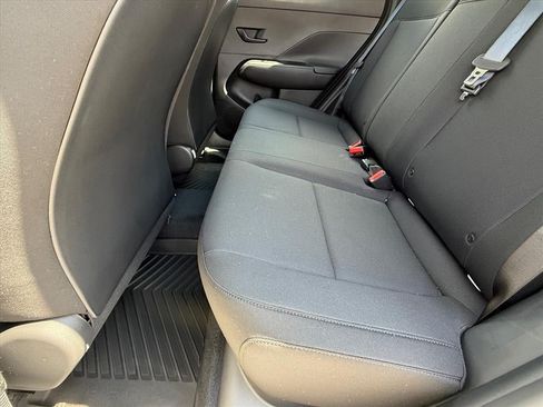 New 2027 Hyundai Kona SE FWD image 13