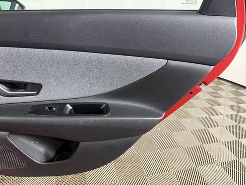 Used 2023 Hyundai Elantra Limited w/ Cargo Package FWD image 26
