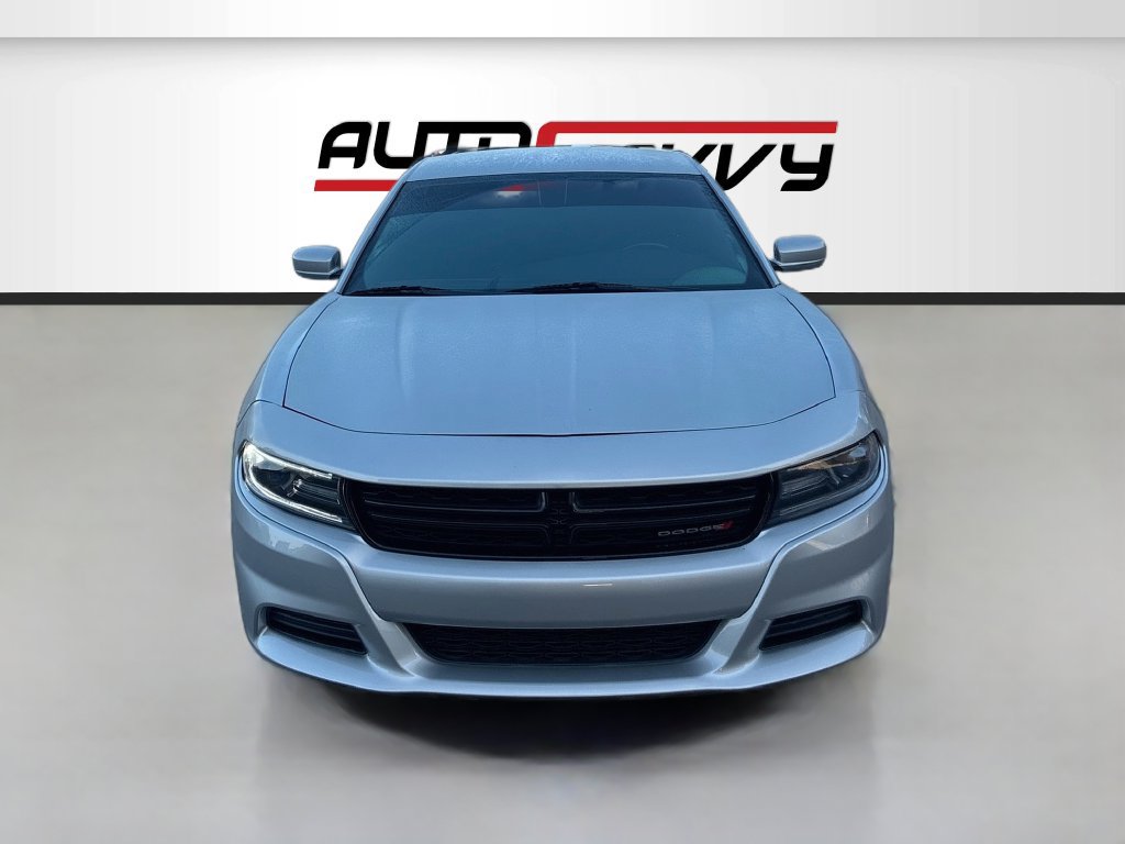 Used 2022 Dodge Charger SXT RWD image 2