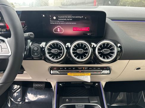 New 2026 Mercedes-Benz GLA 250 image 30