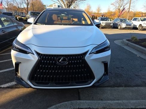 Used 2025 Lexus NX 350 AWD w/ Luxury Package image 2