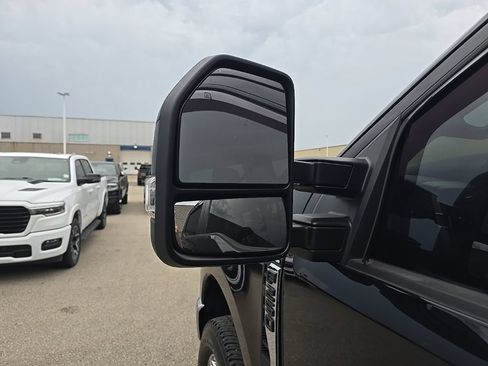 Used 2023 Ford F250 XL AWD/4WD image 7