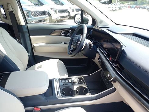 New 2026 Kia Carnival SX w/ SX Dark Edition Package image 7