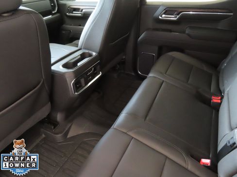Used 2026 GMC Sierra 1500 SLT image 24