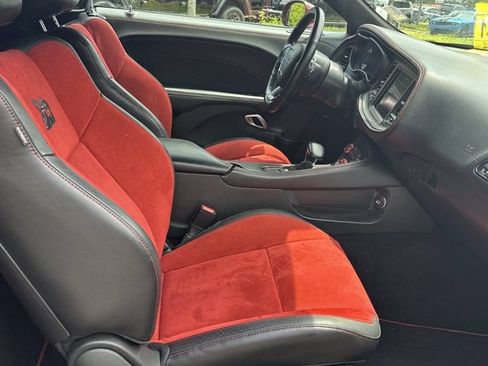 Certified 2023 Dodge Challenger R/T Scat Pack RWD image 17