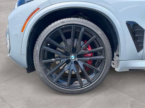 Certified 2024 BMW X5 xDrive40i w/ M Sport Package AWD/4WD image 14