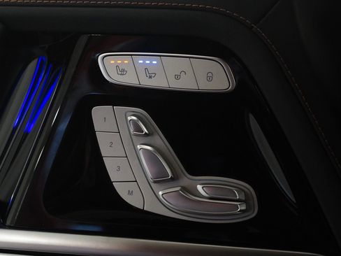 Certified 2024 Mercedes-Benz G 63 AMG AMG G 63 image 32