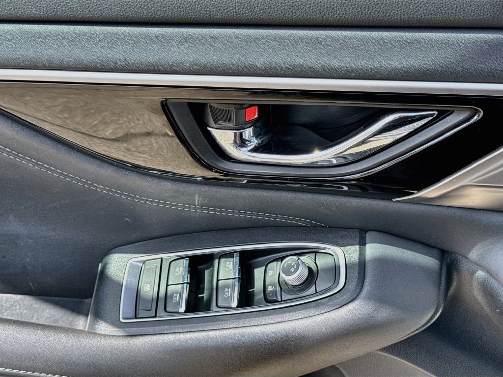 Used 2021 Subaru Outback Limited AWD/4WD image 21