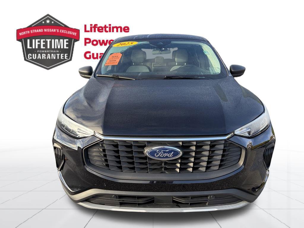 Used 2025 Ford Escape Active w/ Cold Weather Package AWD/4WD image 10