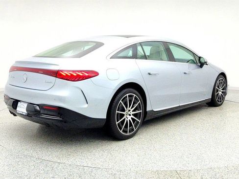 Used 2023 Mercedes-Benz EQS 580 4MATIC Sedan image 5