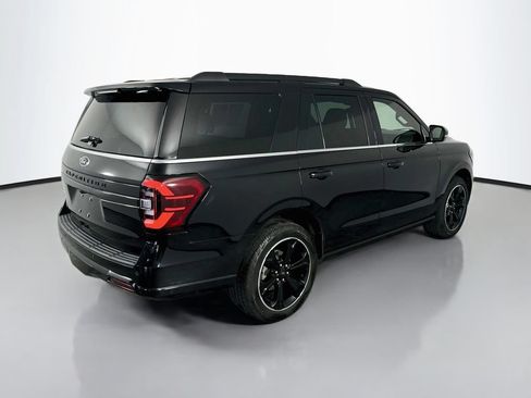 Used 2022 Ford Expedition Limited RWD image 7
