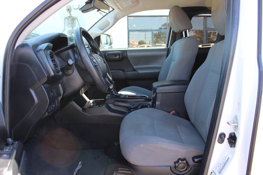 Used 2021 Toyota Tacoma SR w/ SR Convenience Package RWD image 9