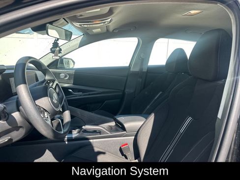 Used 2024 Hyundai Elantra SEL FWD image 7
