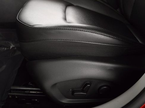 Certified 2024 Jeep Compass Limited image 20