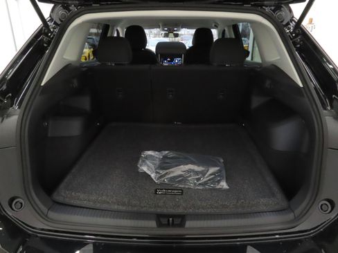 New 2026 Volkswagen Tiguan S FWD image 23