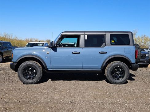 New 2025 Ford Bronco Big Bend w/ Black Diamond Package image 9