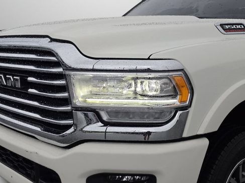 Used 2022 RAM 3500 Limited AWD/4WD image 13