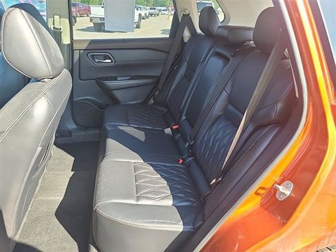Used 2021 Nissan Rogue Platinum AWD/4WD image 7